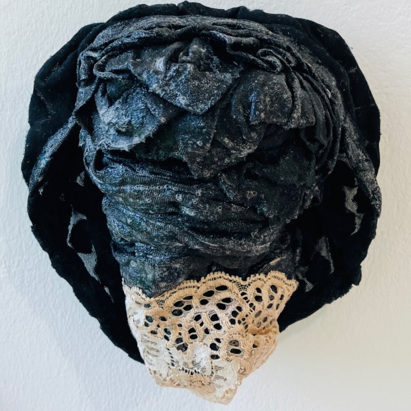 Mother-of-Palestine-Torso